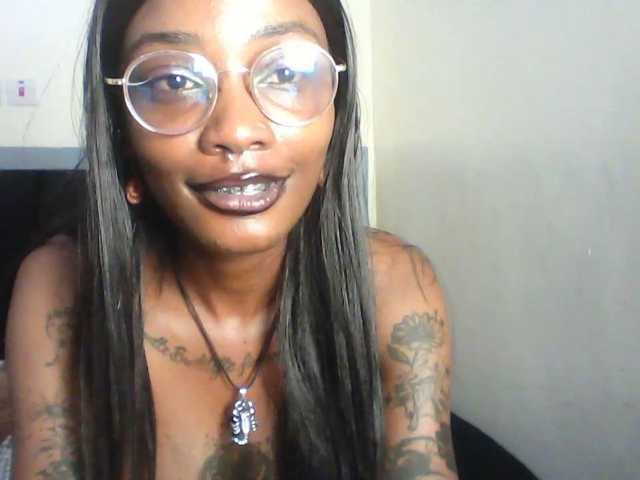 Calin33 live cam on BongaCams