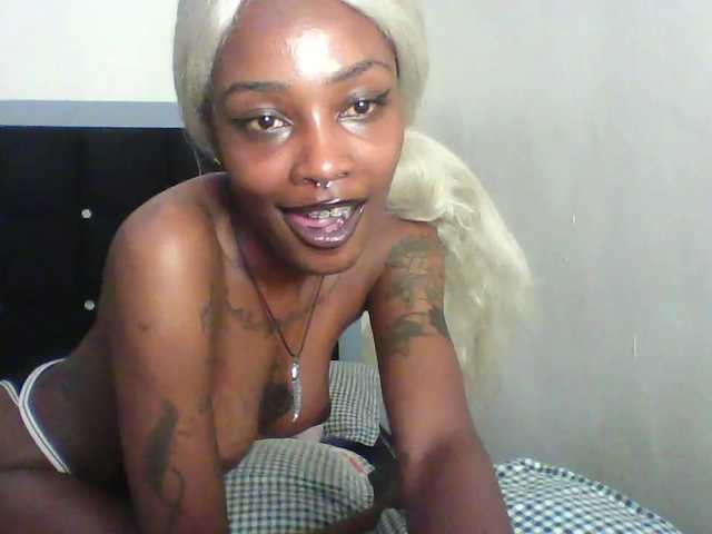 Calin33 live cam on BongaCams