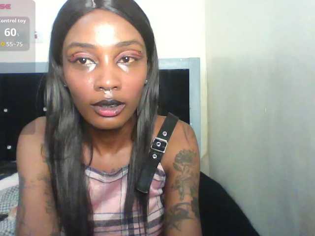 Calin33 live cam on BongaCams