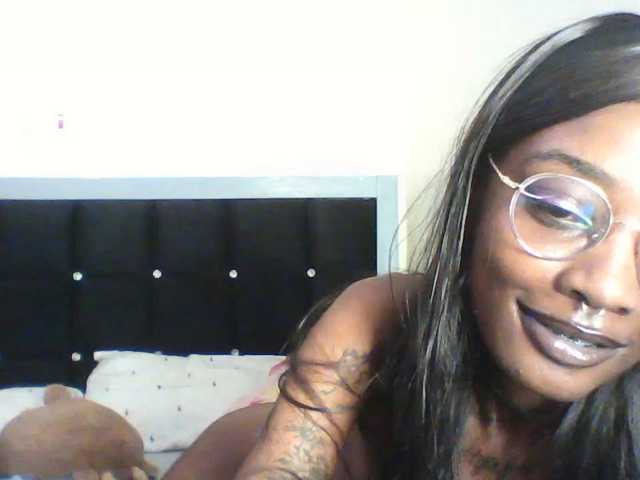 Calin33 live cam on BongaCams