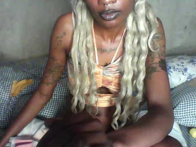 Calin33 live cam on BongaCams