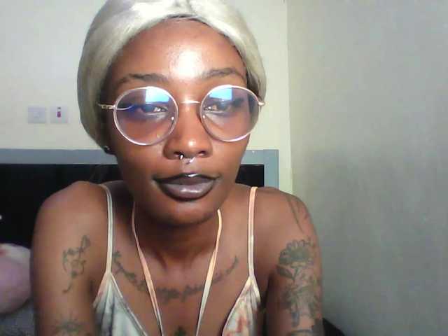 Calin33 live cam on BongaCams