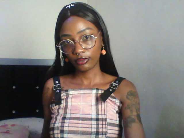 Calin33 live cam on BongaCams
