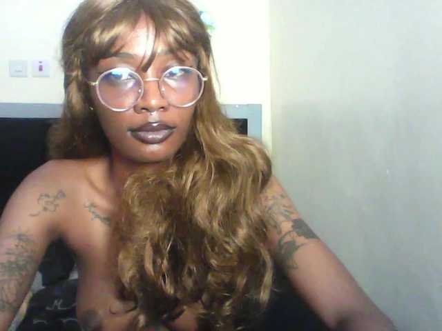 Veegee live webcam show