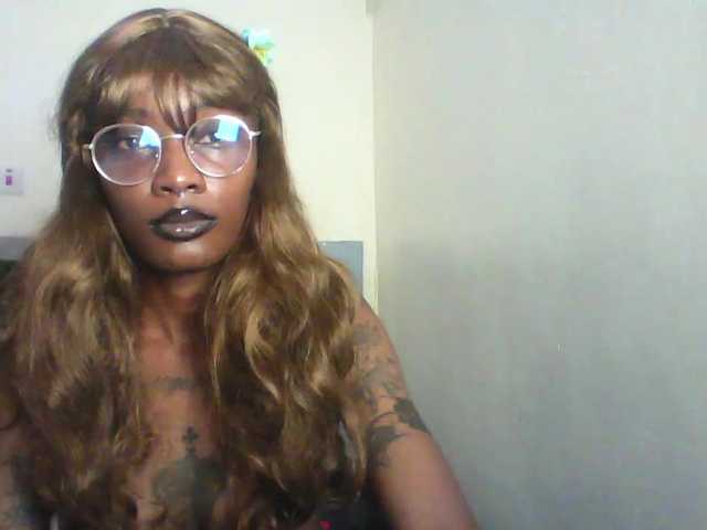 Calin33 live cam on BongaCams