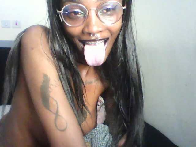 Calin33 live cam on BongaCams
