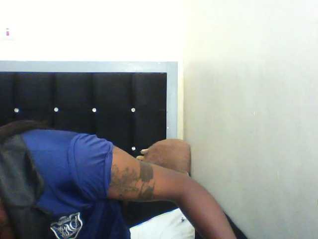 Calin33, en vivo ahora en BongaCams