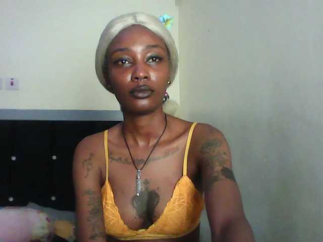 Calin33 live webcam show