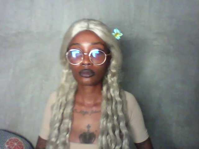 Calin33 live cam on BongaCams