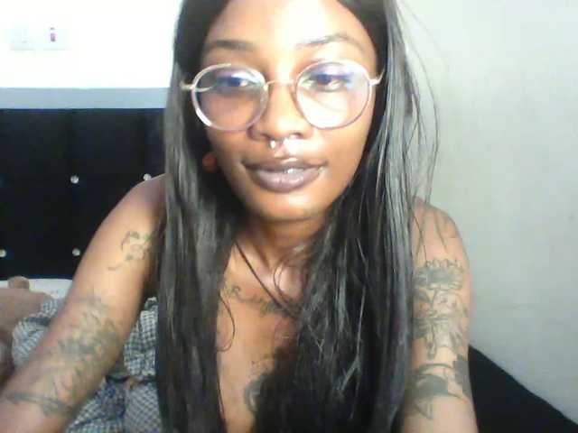 Calin33 live cam on BongaCams