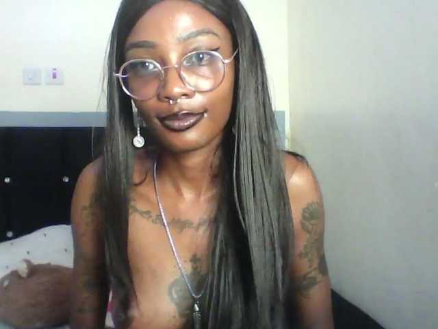 Calin33 live cam on BongaCams