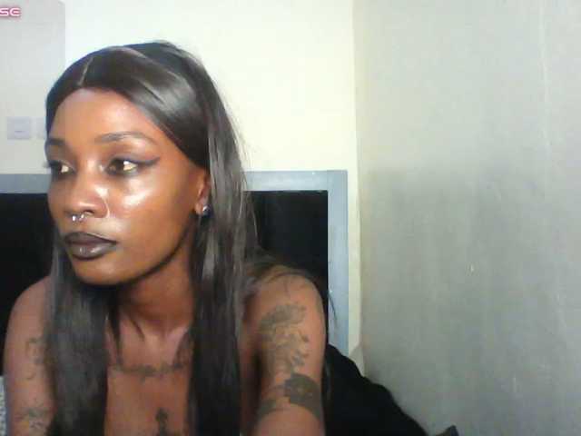 Calin33 live cam on BongaCams