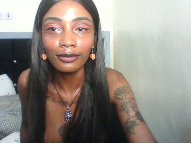 Calin33, live now on BongaCams