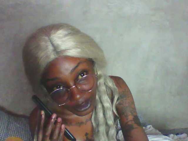 Calin33 live cam on BongaCams