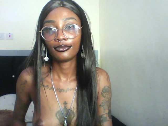 Calin33 live cam on BongaCams