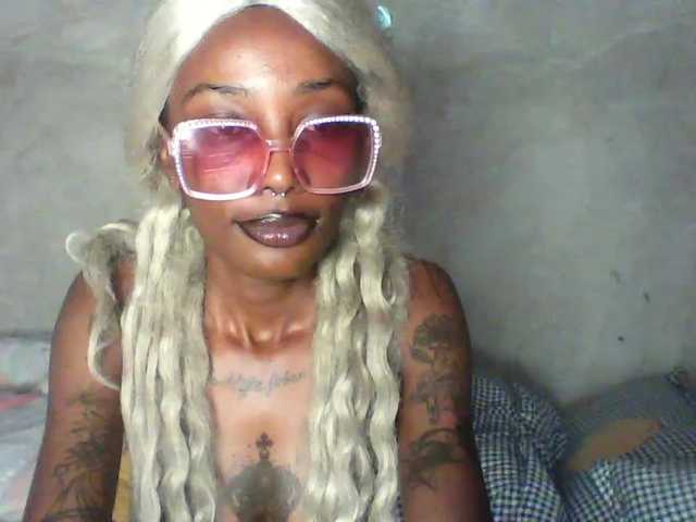Calin33 live cam on BongaCams