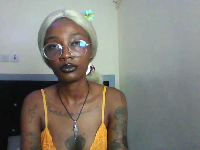 Calin33 live cam on BongaCams