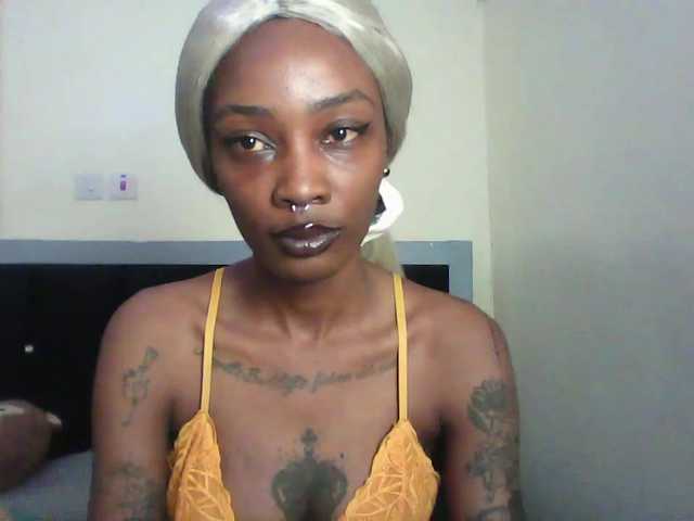 Calin33 live cam on BongaCams