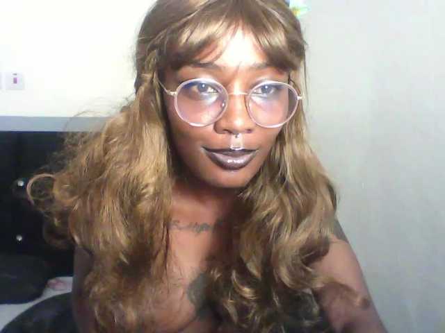 Calin33 live cam on BongaCams