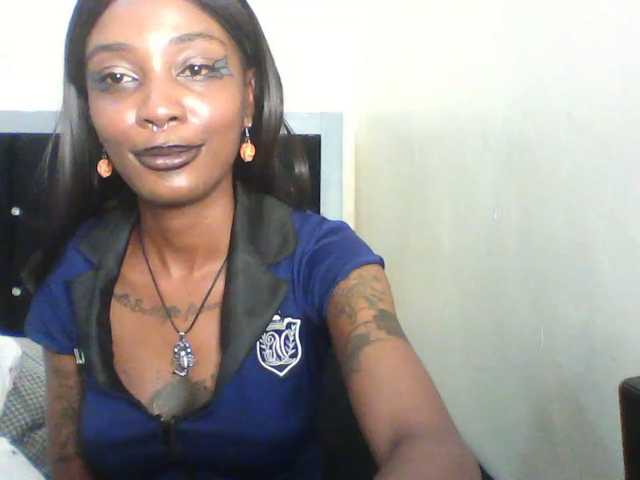 Calin33 live cam on BongaCams