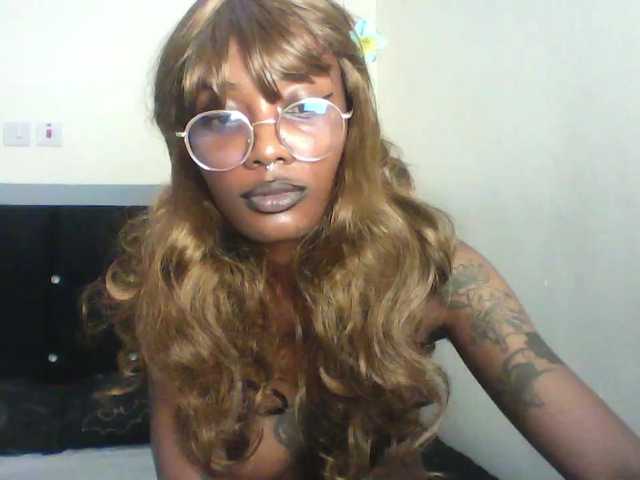 Calin33 live cam on BongaCams