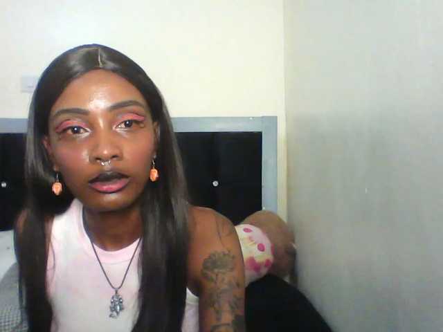 Calin33 live cam on BongaCams