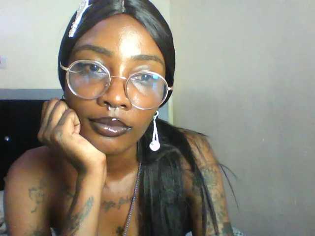 Calin33 live cam on BongaCams