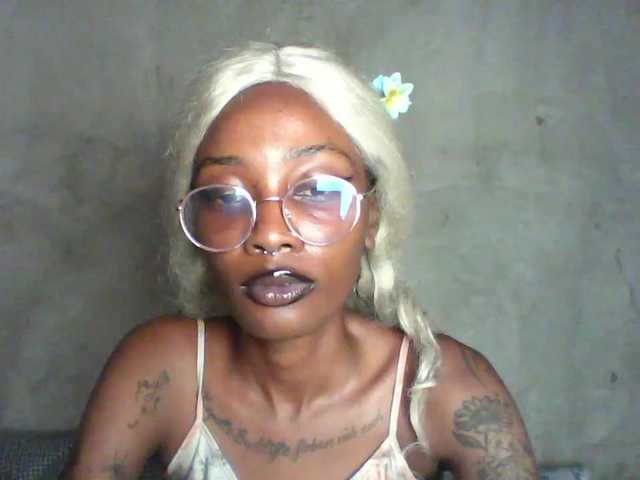 Calin33 live cam on BongaCams