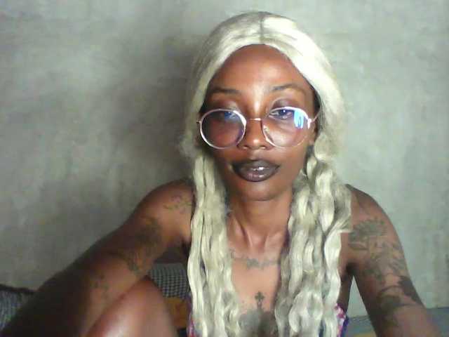 Calin33 live cam on BongaCams