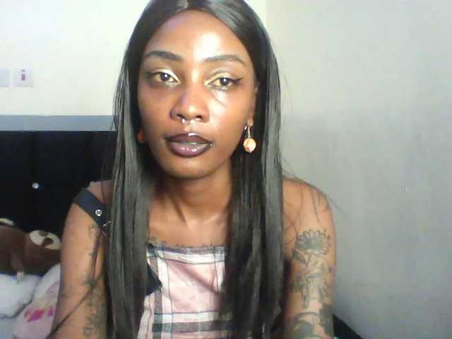 Calin33 live cam on BongaCams