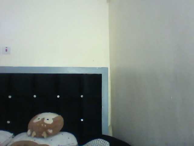 Calin33 live cam on BongaCams
