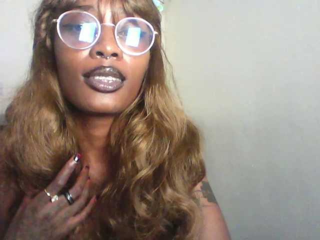 Calin33 live cam on BongaCams