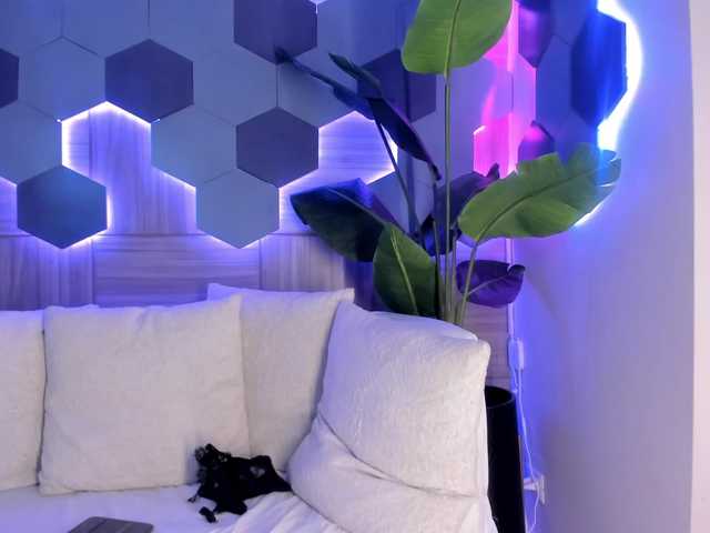 KatyaKozlov live cam on BongaCams