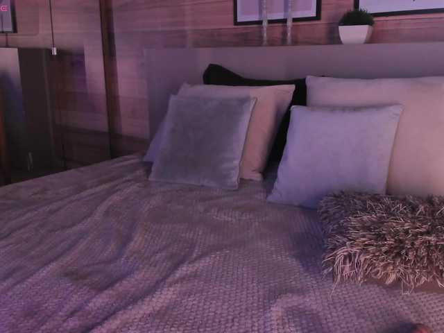 KatyaKozlov live cam preview