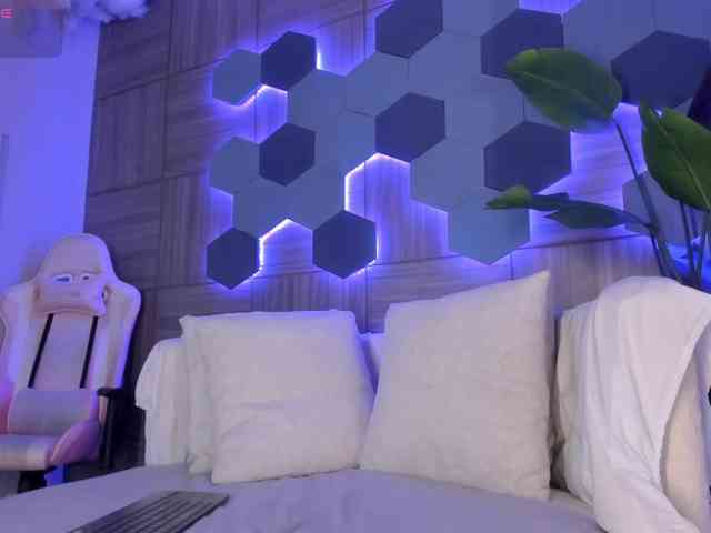 KatyaKozlov webcam