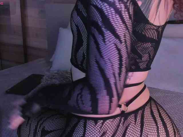 KatyaKozlov webcam