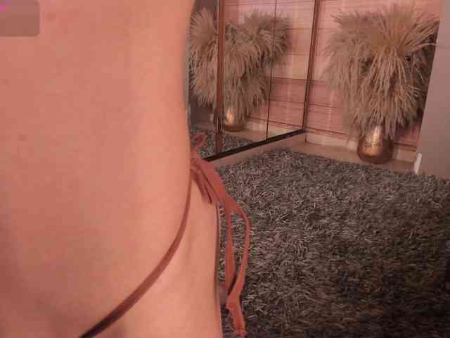 KatyaKozlov webcam