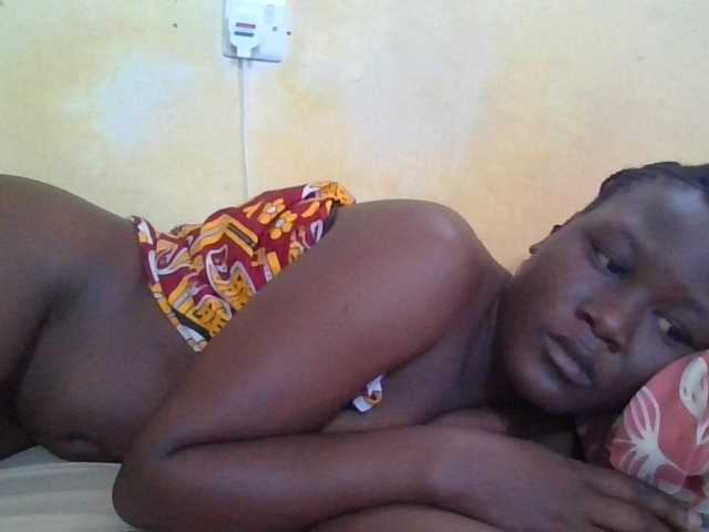 ebony-vannilah live cam on BongaCams