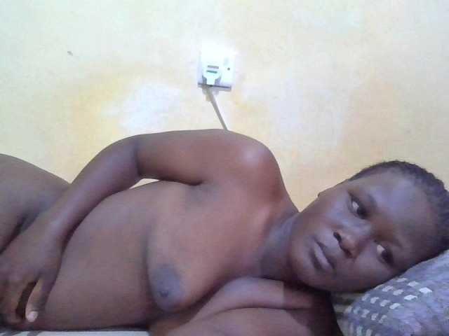 ebony-vannilah live cam on BongaCams