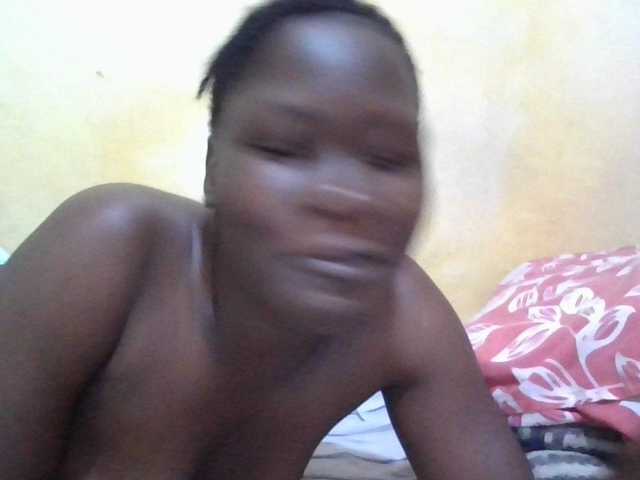 ebony-vannilah live cam on BongaCams