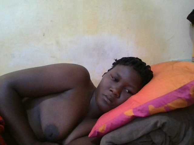 ebony-vannilah live cam on BongaCams
