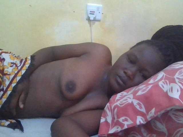 ebony-vannilah live cam on BongaCams