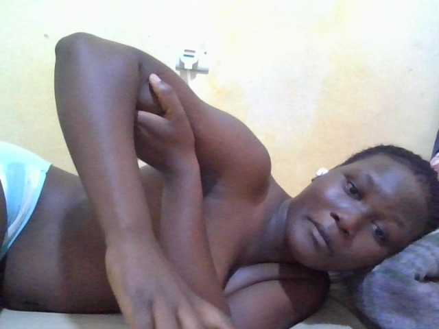 ebony-vannilah live cam on BongaCams