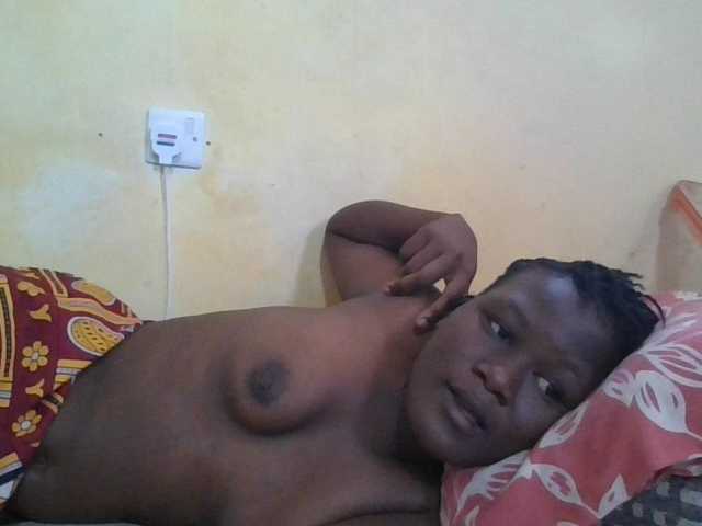 ebony-vannilah live cam on BongaCams