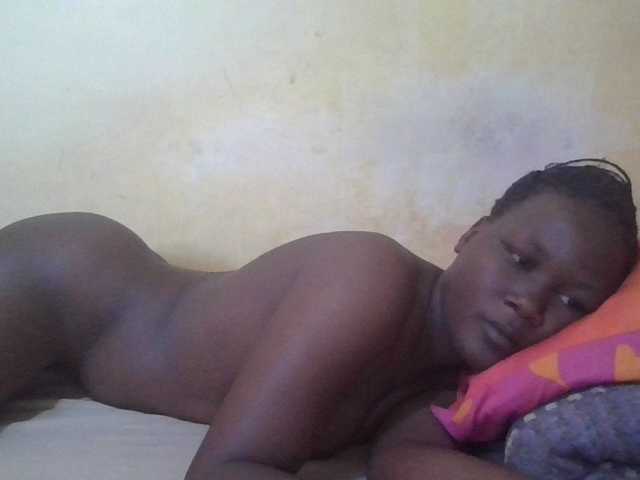 ebony-vannilah live cam on BongaCams