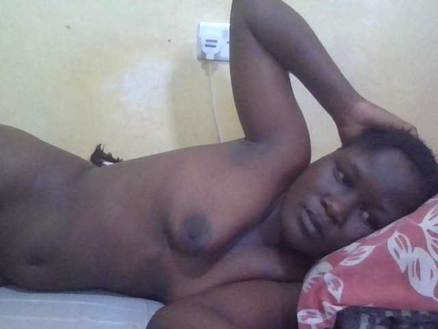 ebony-vannilah live cam on BongaCams