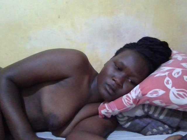 ebony-vannilah live cam on BongaCams
