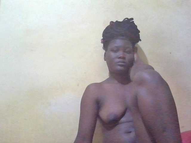 ebony-vannilah live cam on BongaCams