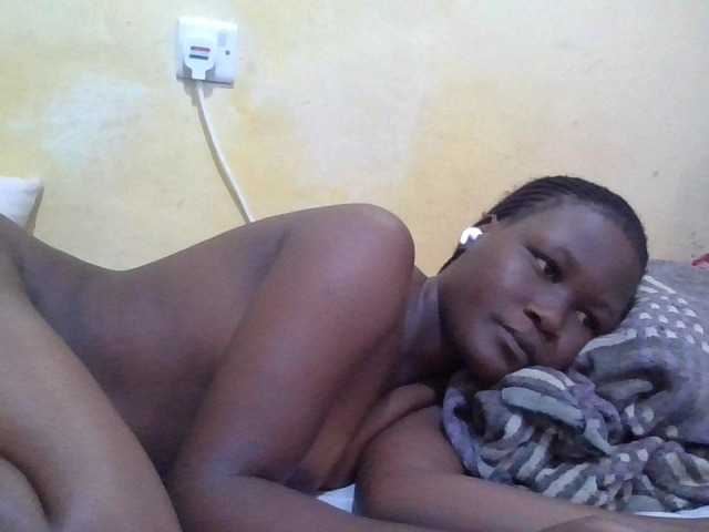 ebony-vannilah live cam on BongaCams