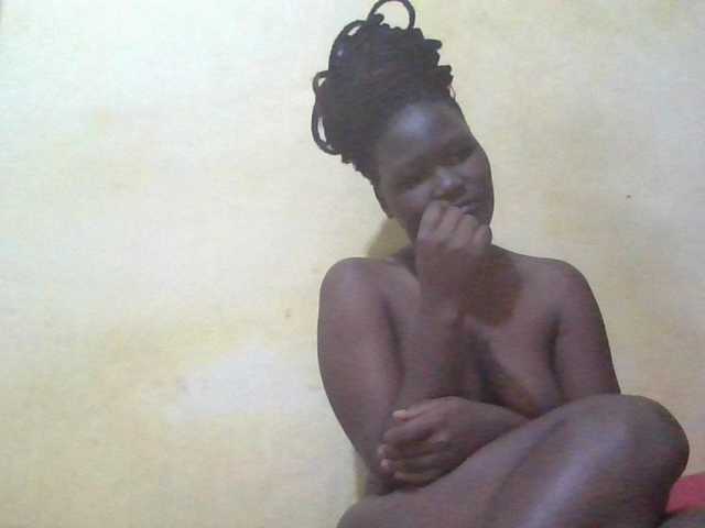 ebony-vannilah live cam on BongaCams